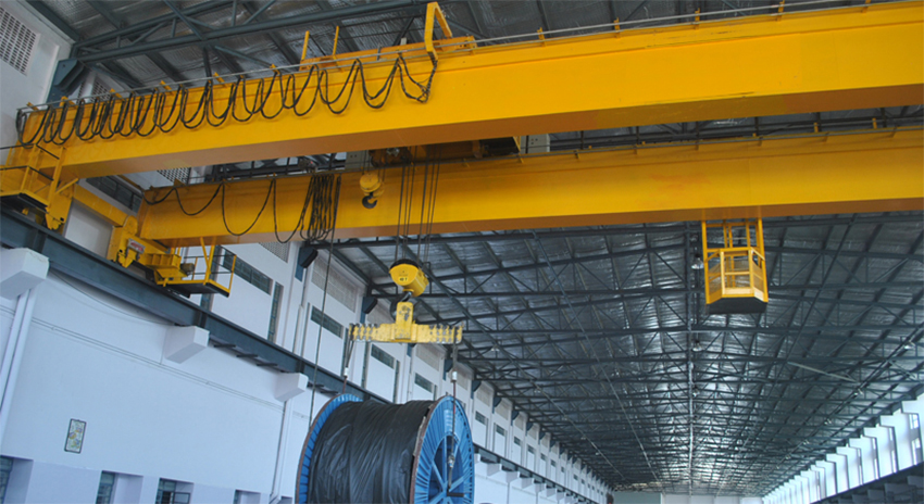 Double Girder EOT Cranes